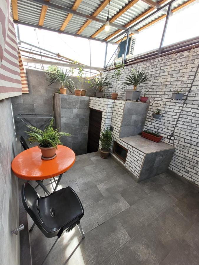 Мини Дом Целиком Около Мед Центра Астхик Hotel Yerevan Exterior photo